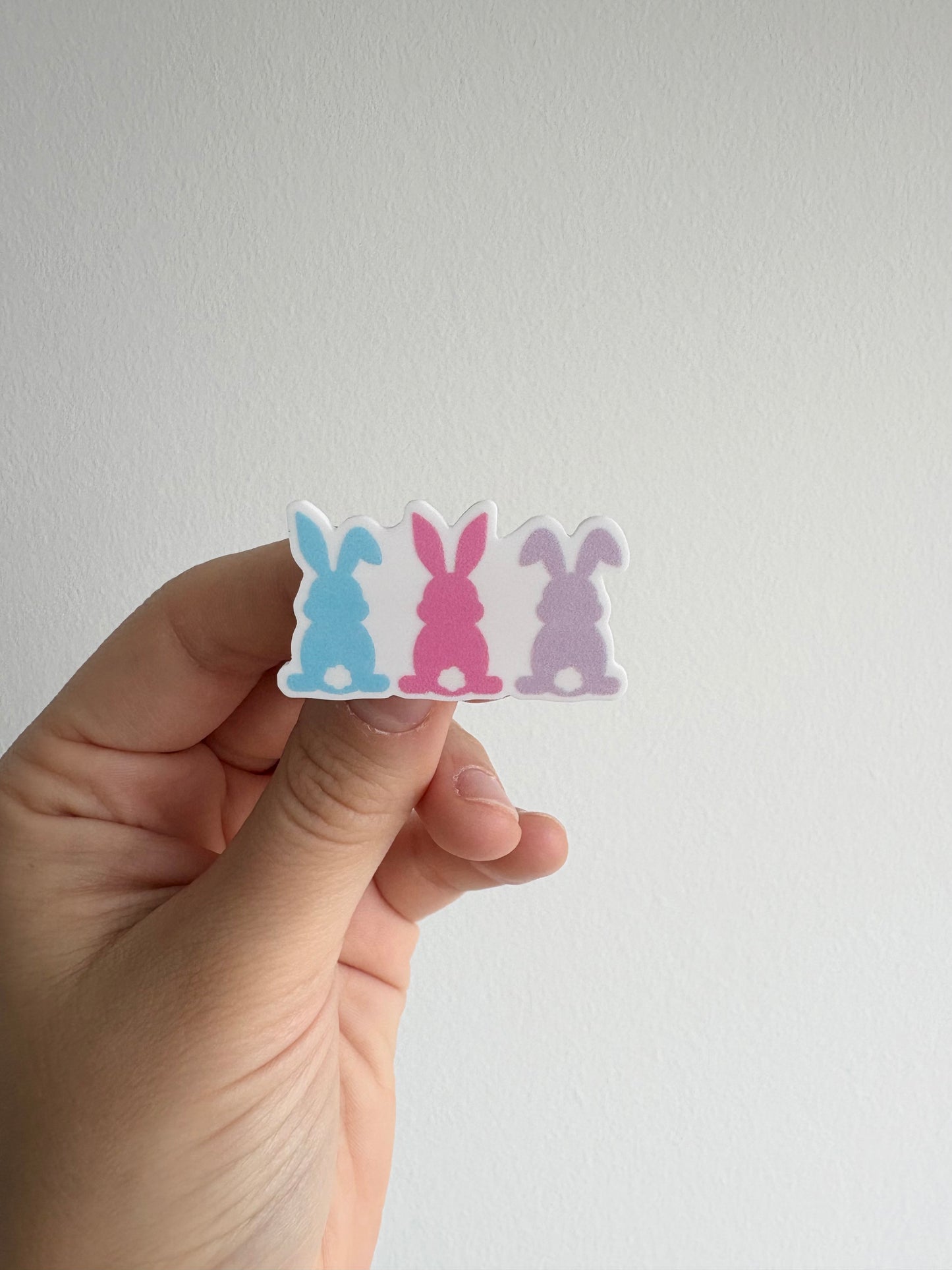3 Bunnies Plastic Badge Topper